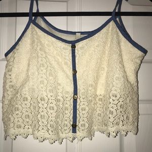 White cropped tank top (crochet)